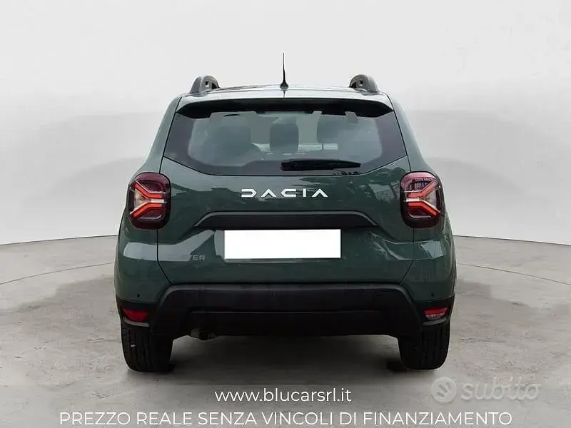 Usata Dacia Duster Expression 101 CV (74 kW) 2023 Verde SUV