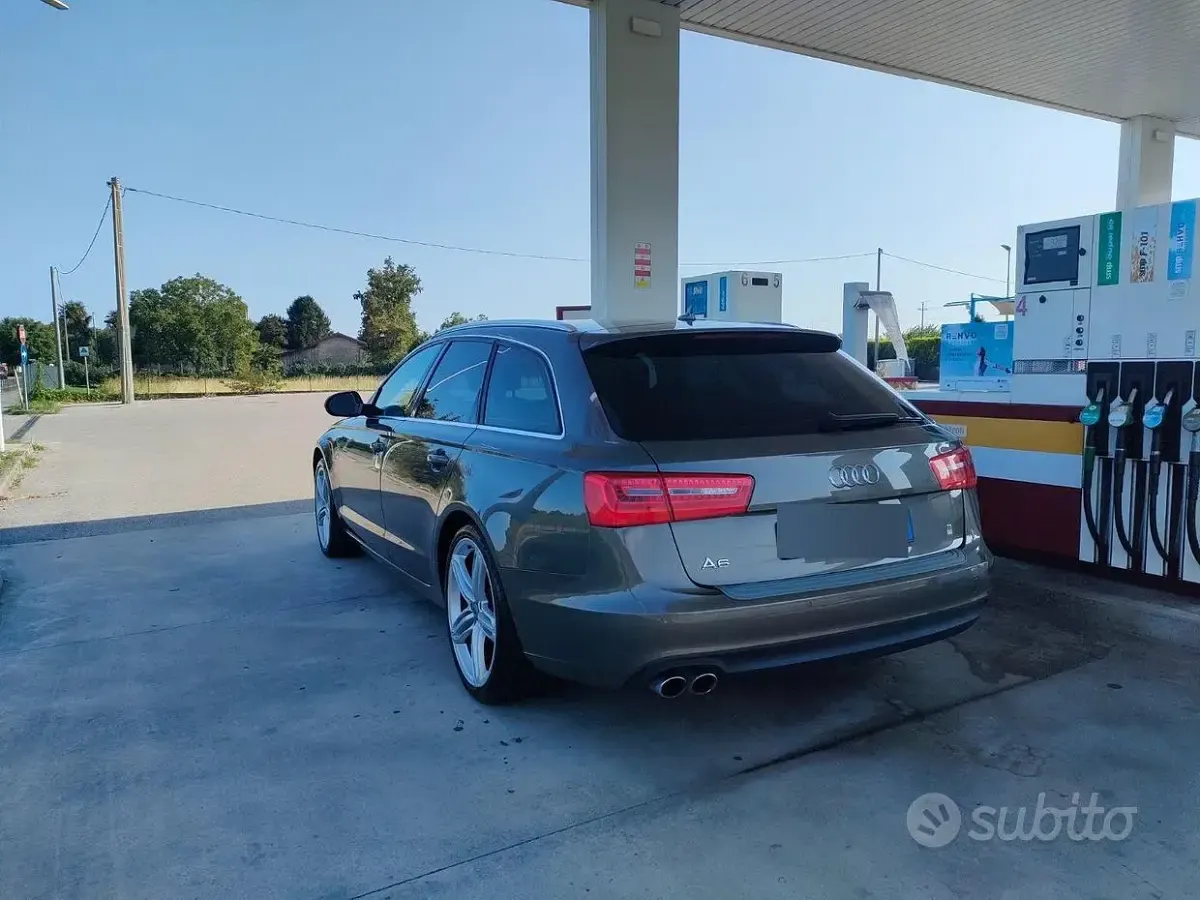 Usata Audi A6 177 CV (130 kW) 2012 Grigio Station wagon