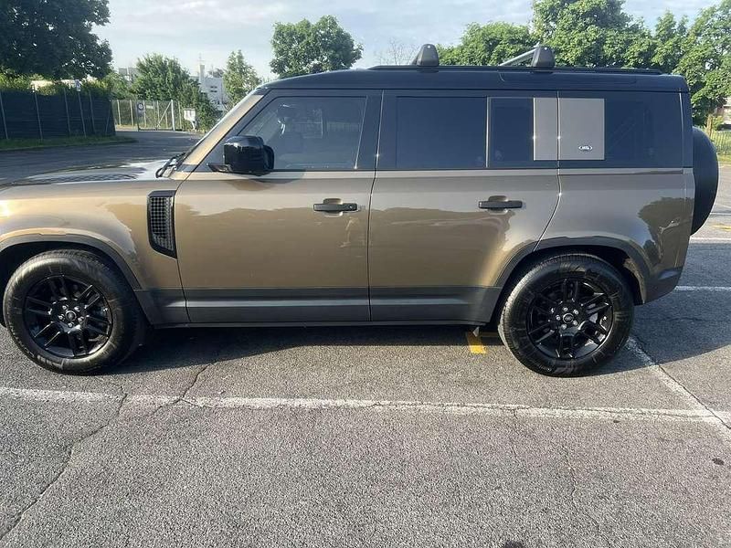 Usata Land Rover Defender SE 241 CV (177 kW) 2021 SUV