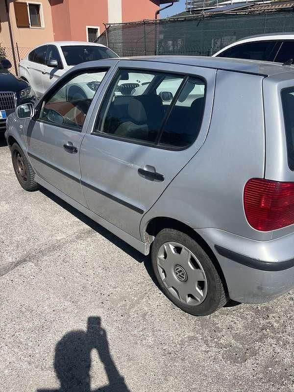 Brugt VW Polo Comfortline 75 HK (55 kW) 2000 Sedan
