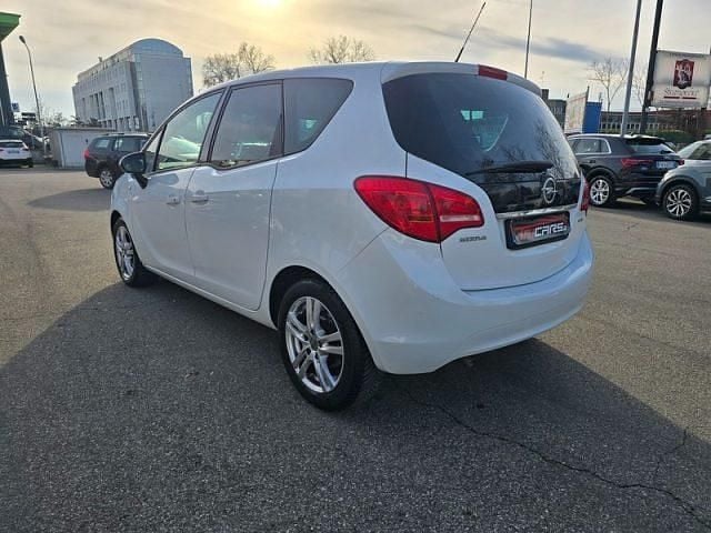 Usata Opel Meriva 110 CV (80 kW) 2013 Bianco Monovolume