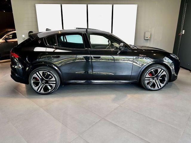Nuova Maserati Grecale Folgore 409 kW (557 CV) 2025 Nero SUV