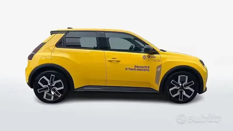 Usata Renault 5 E-Tech Techno 110 kW (150 CV) 2025 Giallo Berlina