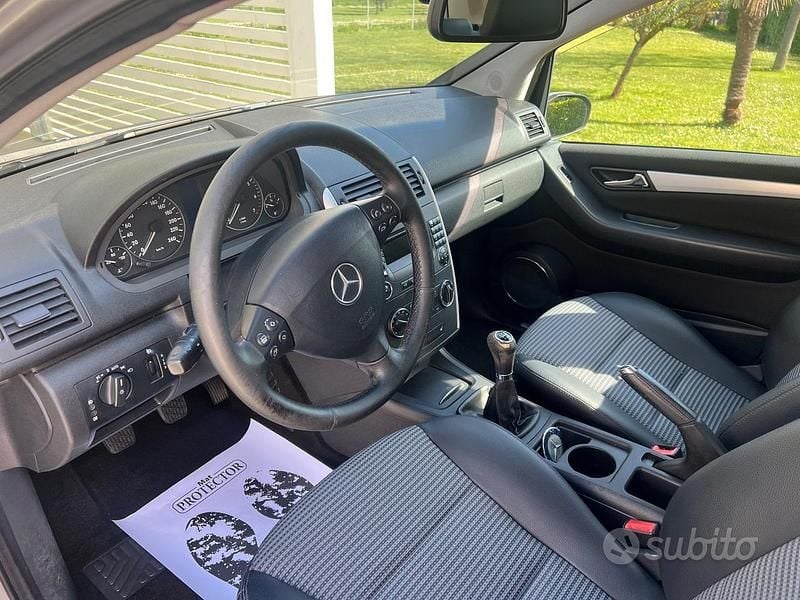 Usata Mercedes A150 Elegance 95 CV (69 kW) 2007 Grigio Berlina