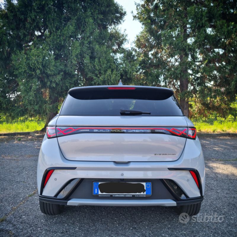 Usata BYD Dolphin Design 64 kW (88 CV) 2024 Grigio Utilitaria