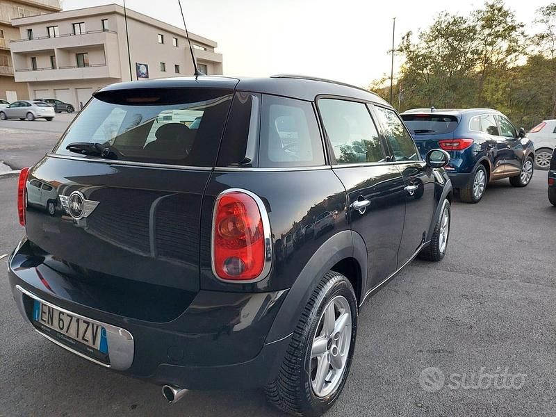 Usata Mini Cooper D Countryman 90 CV (66 kW) 2012 Nero SUV