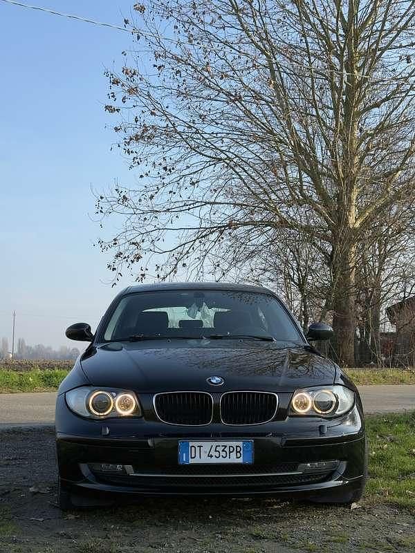 Usata BMW 123 204 CV (150 kW) 2009 Nero Utilitaria
