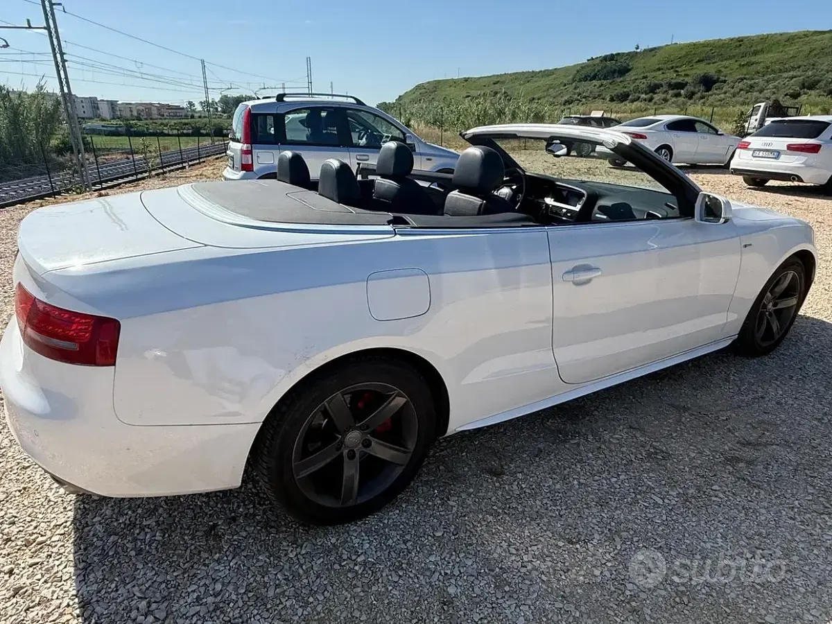 Usata Audi A5 Cabriolet 190 CV (139 kW) 2011 Bianco Cabrio