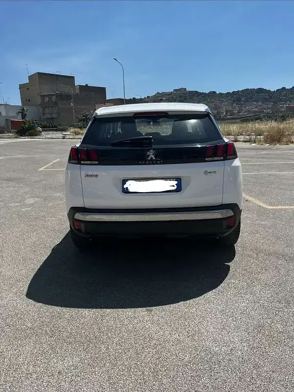 Usata Peugeot 3008 Business-Line 131 CV (96 kW) 2020 SUV
