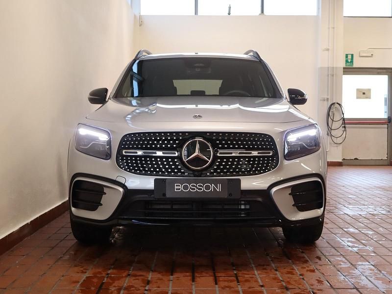 Nuova Mercedes GLB200 AMG Line Premium 150 CV (110 kW) 2026 Argento SUV