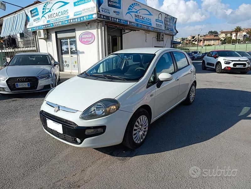 Usata Fiat Punto Evo Dynamic 75 CV (55 kW) 2011 Bianco Utilitaria