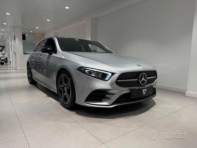 Usata Mercedes A180 Premium 116 CV (85 kW) 2021 Grigio Berlina