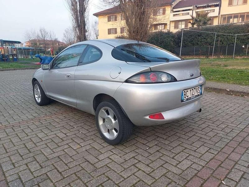 Usata Ford Puma 125 CV (91 kW) 1999 Argento Coupé