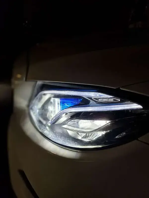 Usata Mercedes E220 Premium Plus 194 CV (142 kW) 2017 Bianco Coupé