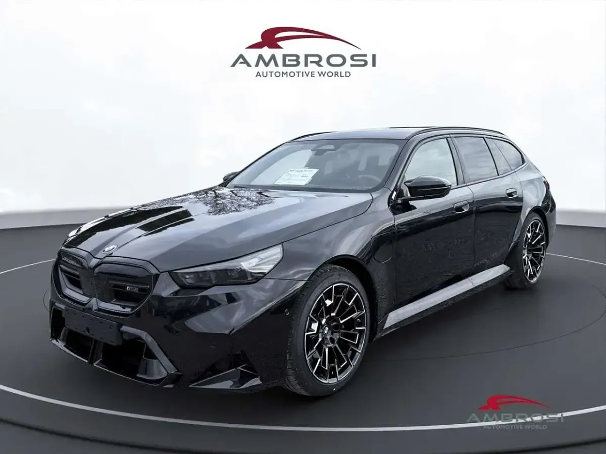 Usata BMW M5 Comfort Edition 727 CV (534 kW) 2025 Station wagon