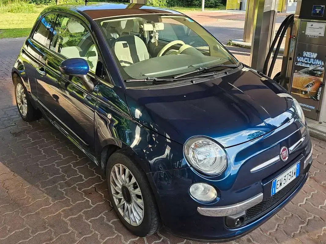 Usata Fiat 500 Lounge 69 CV (50 kW) 2014 Blu/azzurro Utilitaria