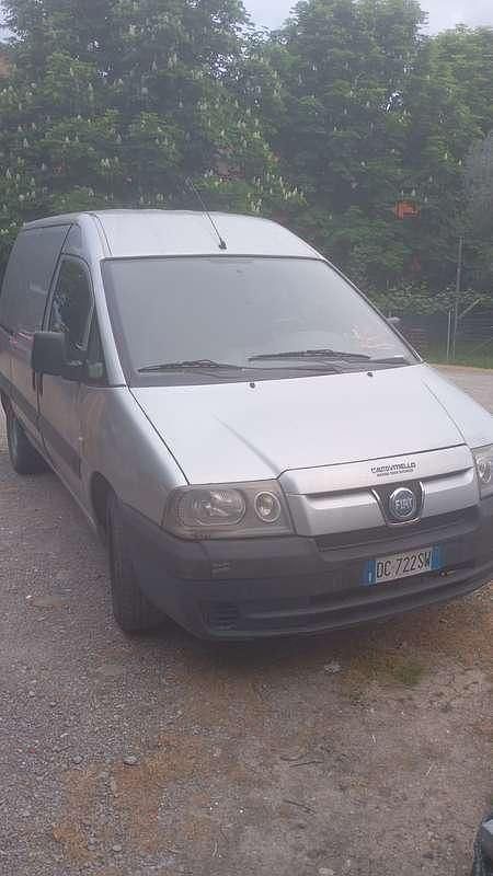 Usata Fiat Scudo 75 CV (55 kW) 2006 Grigio Furgone