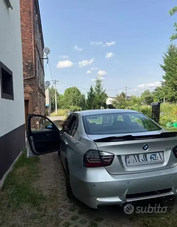 Usata BMW 318 143 CV (105 kW) 2007 Grigio Berlina