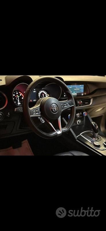 Usata Alfa Romeo Stelvio 210 CV (154 kW) 2019 Nero SUV