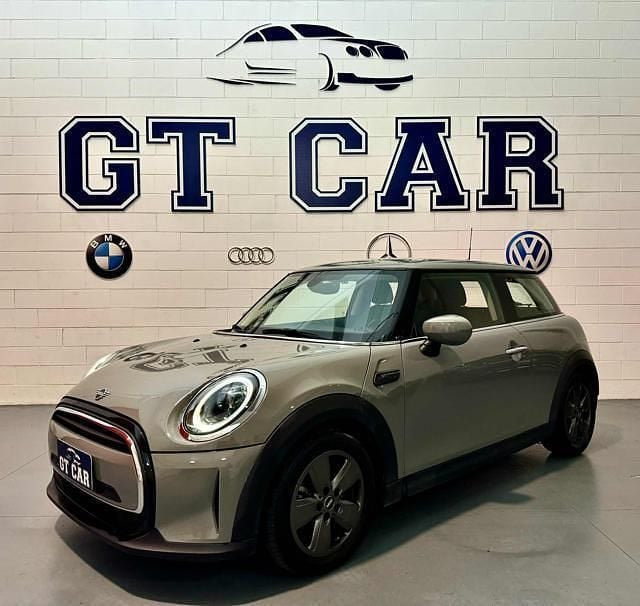 Usata Mini Cooper Essential 136 CV (100 kW) 2021 Grigio scuro Utilitaria