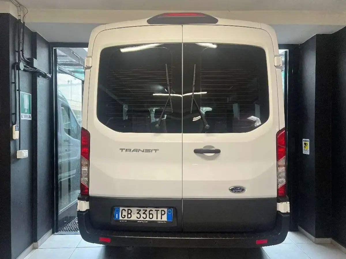 Usata Ford Transit Trend 131 CV (96 kW) 2020 Bianco Station wagon