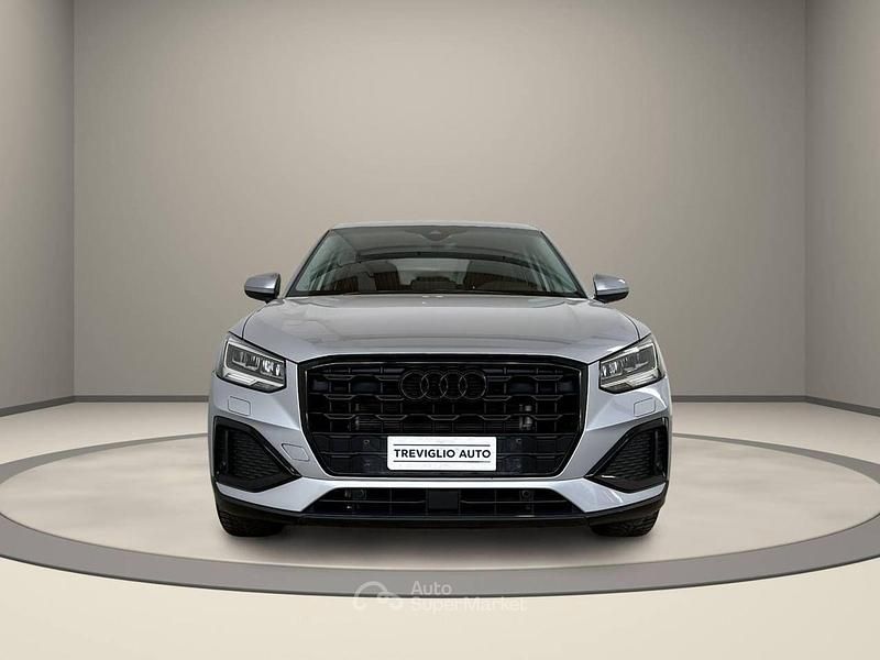 Usata Audi Q2 Advanced 150 CV (110 kW) 2023 Grigio / metallizzato SUV