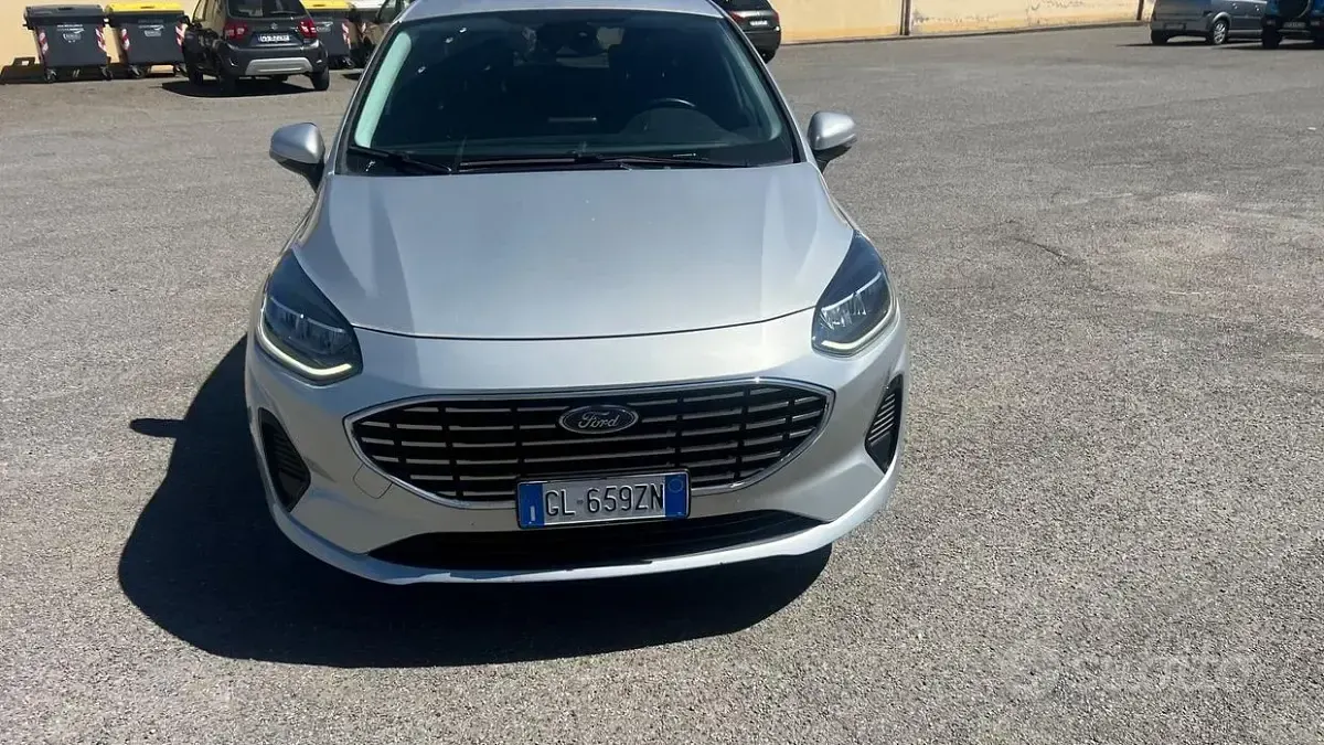 Usata Ford Fiesta Titanium 75 CV (55 kW) 2022 Grigio Utilitaria