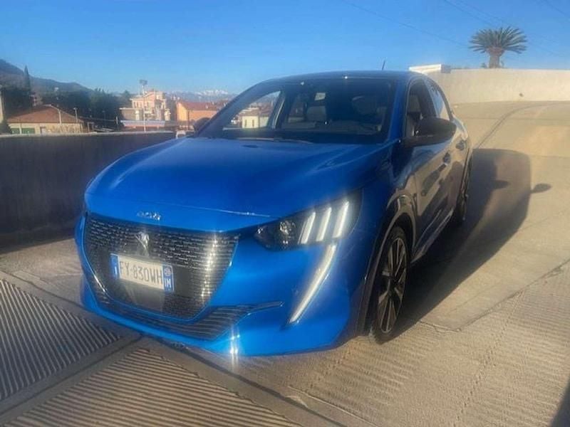 Blu/azzurro Usata 2020 Peugeot 208 GT-line Due volumi | 12.900 € (Buon prezzo) - Immagine 1/4