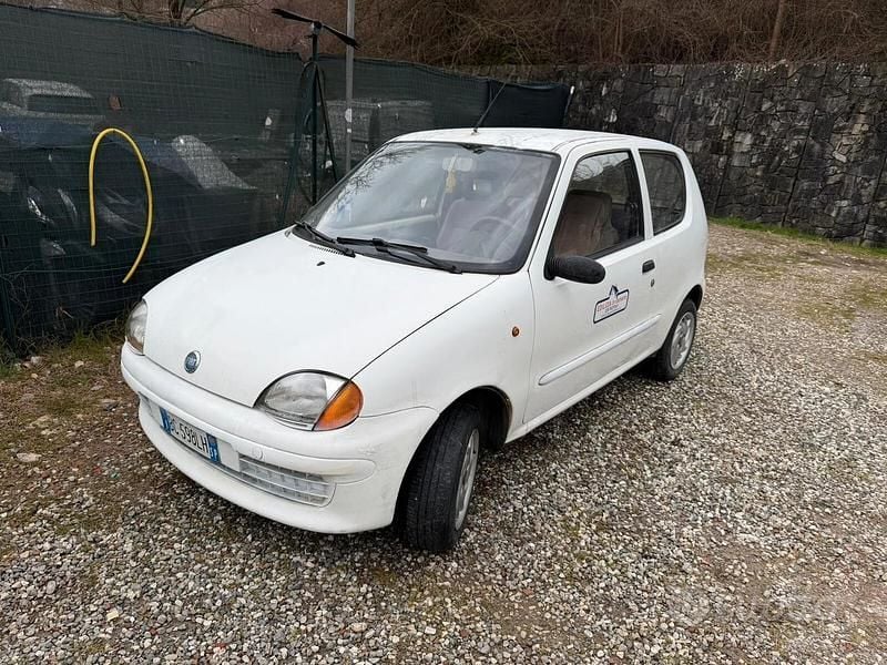 Usata Fiat Seicento 39 CV (28 kW) 1999 Bianco Utilitaria
