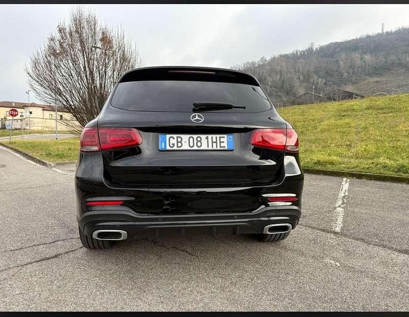 Usata Mercedes GLC300e Premium Plus 258 CV (189 kW) 2020 Nero SUV