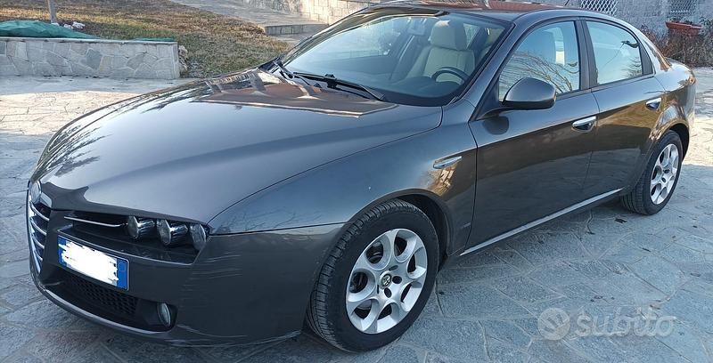 Usata Alfa Romeo 159 120 CV (88 kW) 2007 Grigio Berlina