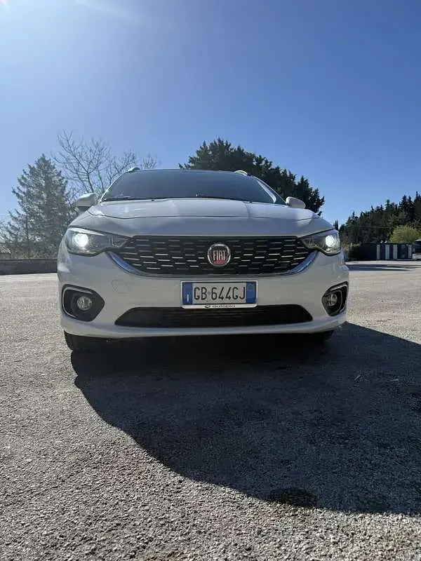 Usata Fiat Tipo S 120 CV (88 kW) 2021 Station wagon
