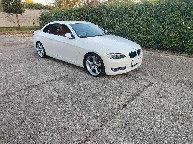 Bianco Usata 2008 BMW 335 Cabriolet M Sport Cabrio | 20.000 € - Immagine 1/4