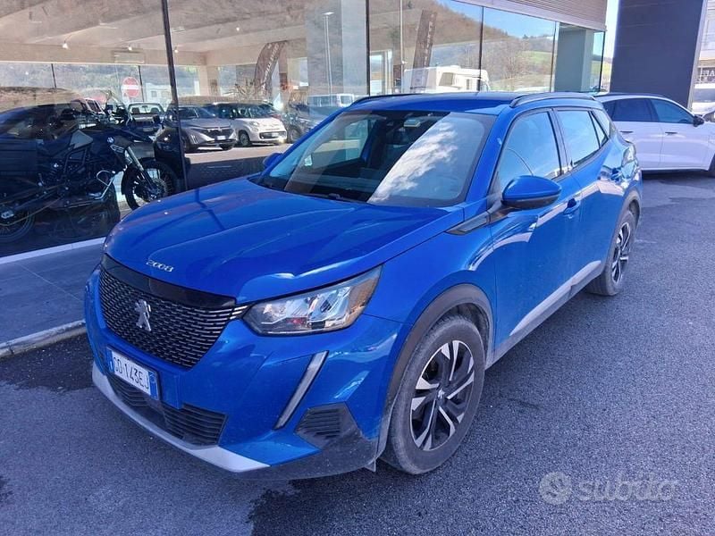 Usata Peugeot 2008 Allure 101 CV (74 kW) 2021 Blu SUV