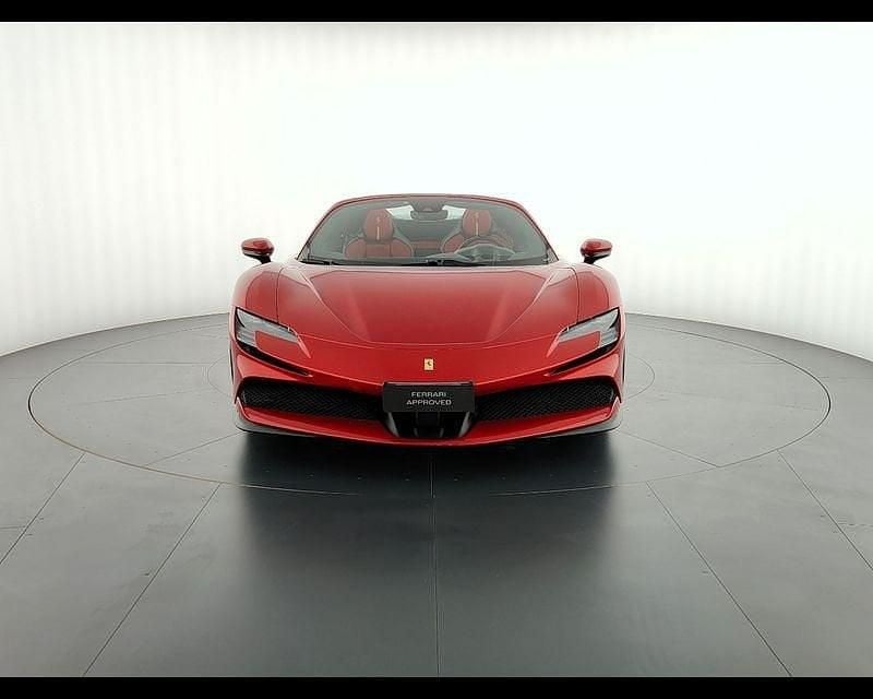Usata Ferrari SF90 780 CV (573 kW) 2025 Rosso Cabrio