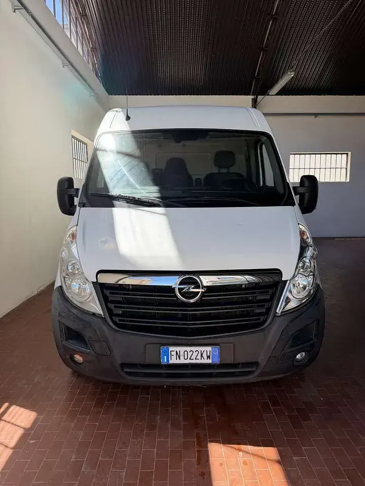 Usata Opel Movano 170 CV (125 kW) 2018 Bianco Monovolume