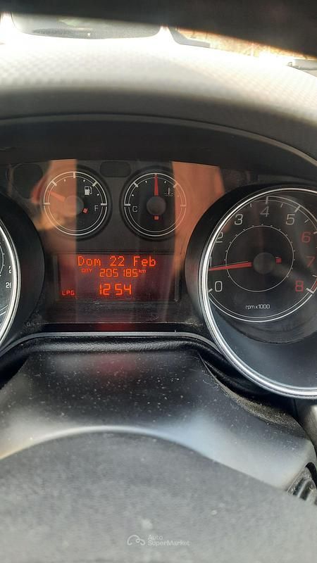 Usata Fiat Bravo 90 CV (66 kW) 2012 Utilitaria