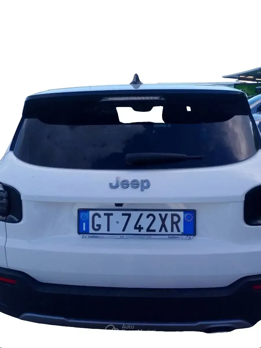 Usata Jeep Avenger Summit 101 CV (74 kW) 2024 Bianco SUV