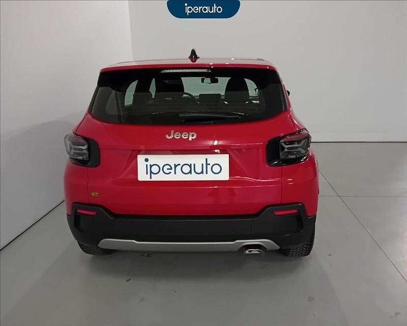 Usata Jeep Avenger Longitude 110 CV (80 kW) 2024 Rossa SUV