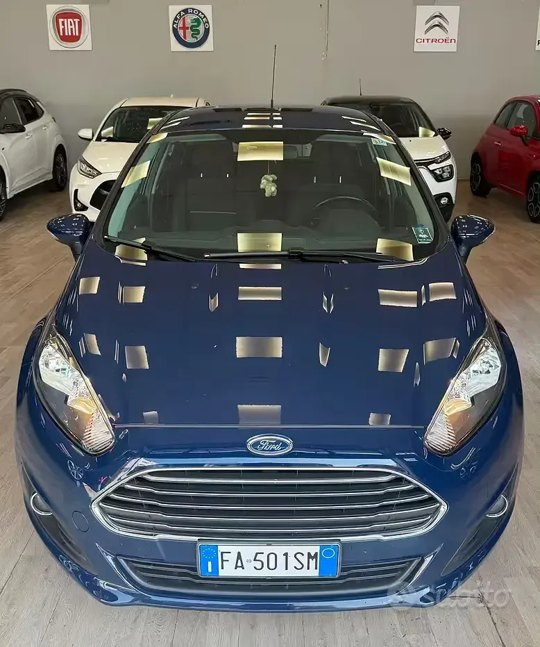 Usata Ford Fiesta 95 CV (69 kW) 2015 Bluazzurro Utilitaria