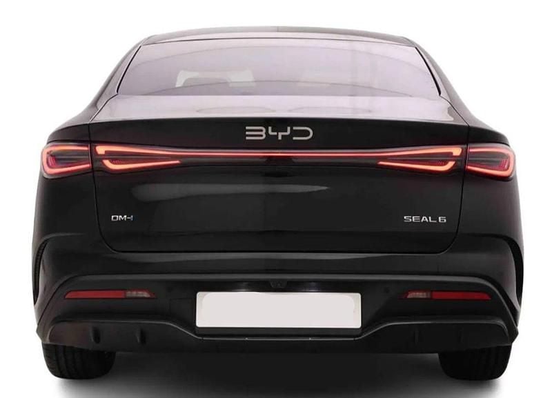 Nuova BYD Seal Boost 184 CV (135 kW) 2026 Obsidian black Berlina