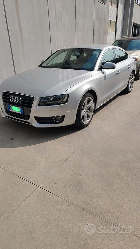 Begagnad Audi A5 204 HK (150 kW) 2012 Grå Sportkupé