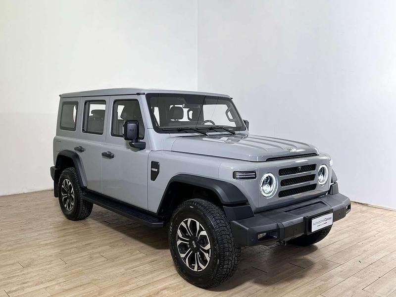 Nuova EMC 212 217 CV (159 kW) 2026 Grigio SUV