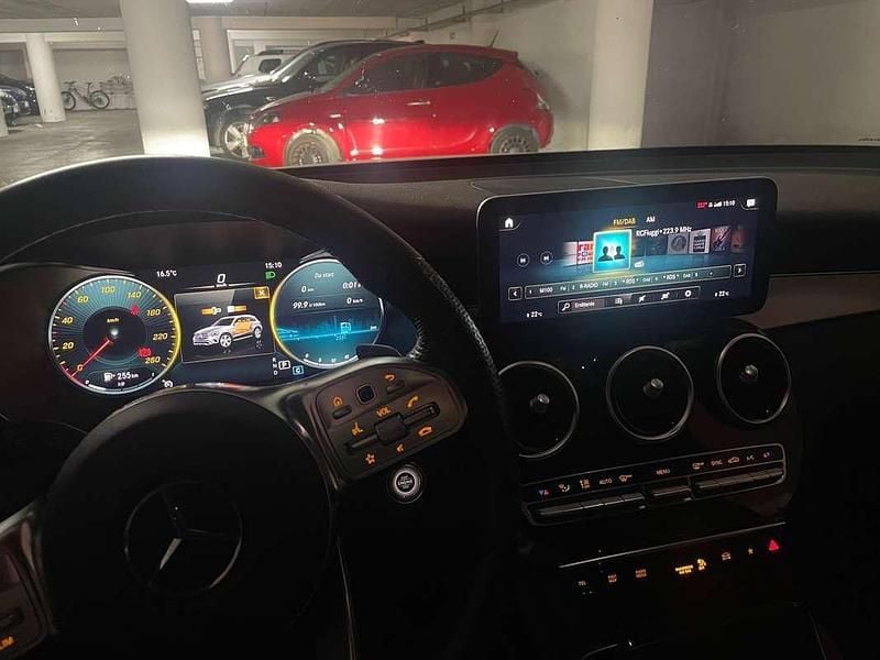 Usata Mercedes GLC220 Premium 194 CV (142 kW) 2019 Argento SUV