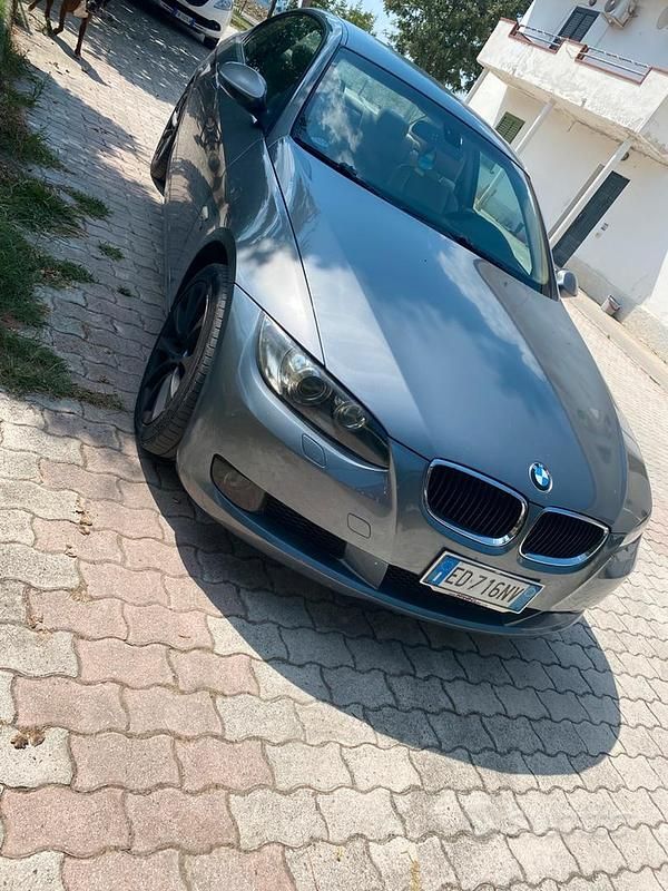 Usata BMW 320 184 CV (135 kW) 2011 Grigio Coupé
