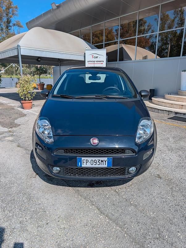 Usata Fiat Punto Street 95 CV (69 kW) 2018 Blu Utilitaria