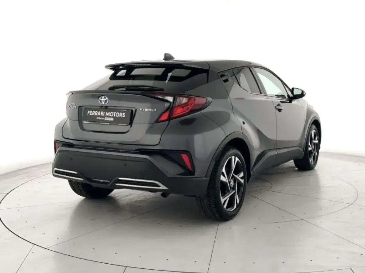 Usata Toyota C-HR Business Edition 152 CV (111 kW) 2023 Grigio SUV