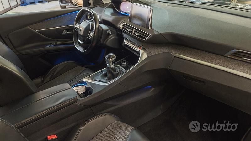 Occasion Peugeot 3008 Allure 150 ch (110 kW) 2017 Bleue SUV