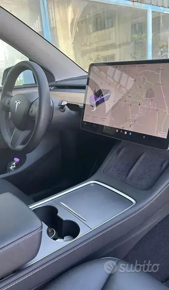 Usata Tesla Model Y 152 kW (208 CV) 2022 Bianco SUV