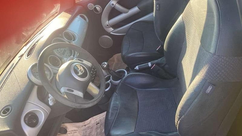 Usata Mini Cooper 116 CV (85 kW) 2005 Utilitaria